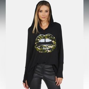Lauren Moshi Wilma Camo Lip Pullover
